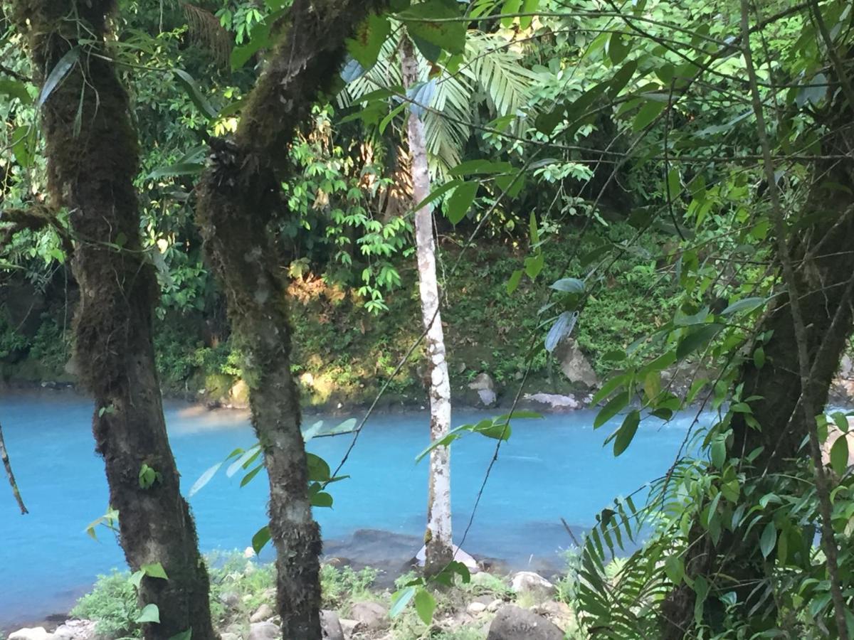Cabinas Piuri Rio Celeste Exterior foto