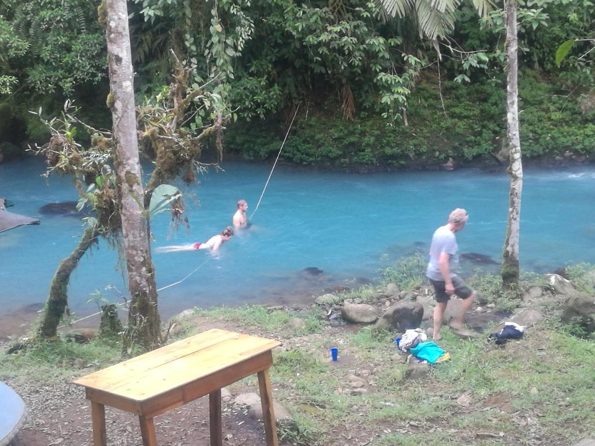 Cabinas Piuri Rio Celeste Exterior foto