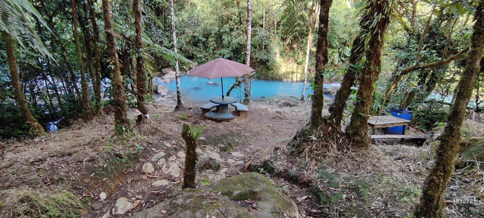 Cabinas Piuri Rio Celeste Exterior foto