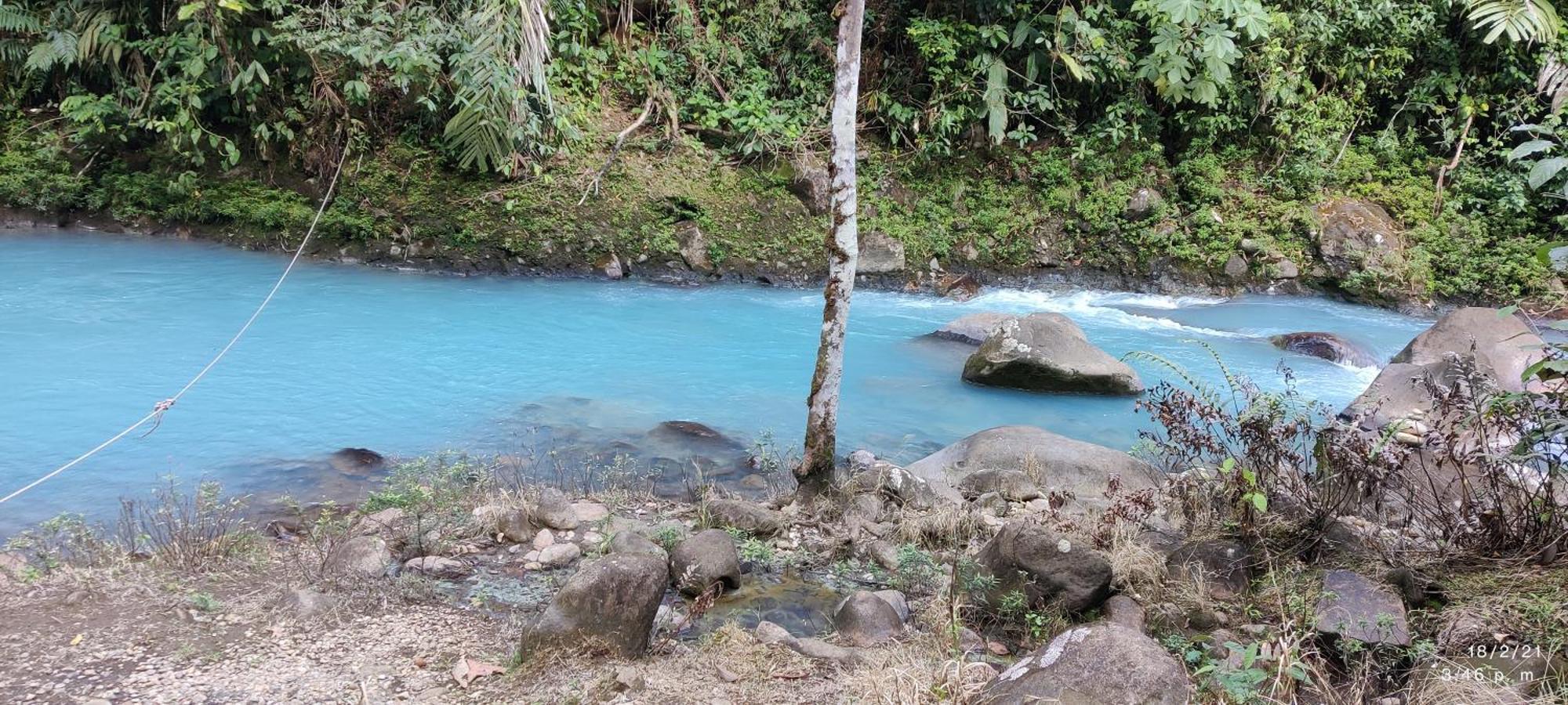 Cabinas Piuri Rio Celeste Exterior foto